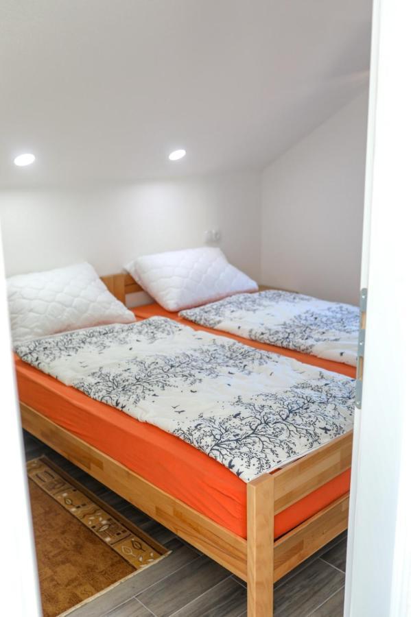 Paulinio Apartment Яйце Екстериор снимка